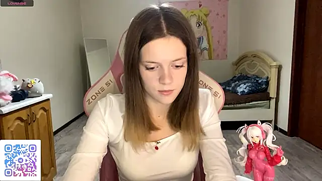 VibeQueenLucy online show from September 28, 2025, 3:08 pm