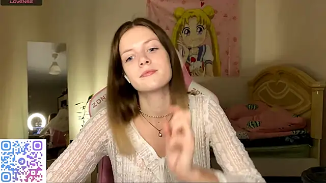 VibeQueenLucy online show from November 9, 2025, 3:05 pm