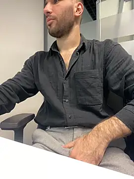 Snapshot of speddy34 chatting on October 2, 2025, 6:06 am speddy34 online show from October 2, 2025, 6:06 am