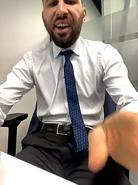 Snapshot of speddy34 chatting on November 13, 2025, 6:39 am speddy34 online show from November 13, 2025, 6:39 am