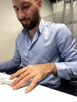 Snapshot of speddy34 chatting on November 26, 2025, 11:43 am speddy34 online show from November 26, 2025, 11:43 am