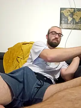 Snapshot of Loopertz chatting on September 25, 2025, 5:13 am Loopertz online show from September 25, 2025, 5:13 am