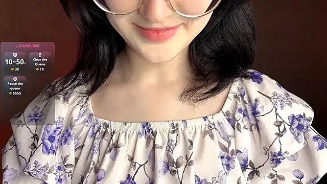 FakeLamb online show from April 10, 2026, 9:11 pm