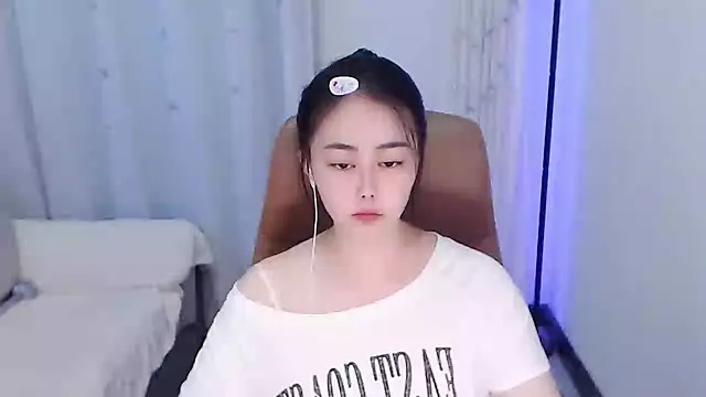 Snapshot of BOBO-jiang chatting on October 4, 2025, 1:56 pm BOBO-jiang online show from October 4, 2025, 1:56 pm