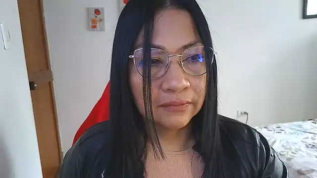 LissafeetHott online show from May 10, 2026, 4:53 pm