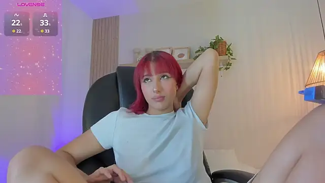 Cristalfoxy  online show from January 17, 2026, 8:01 pm