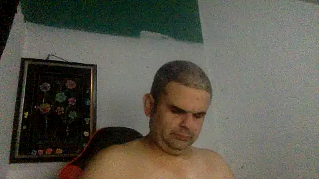 Snapshot of Katracho6969 chatting on May 11, 2026, 2:24 am Katracho6969 online show from May 11, 2026, 2:24 am