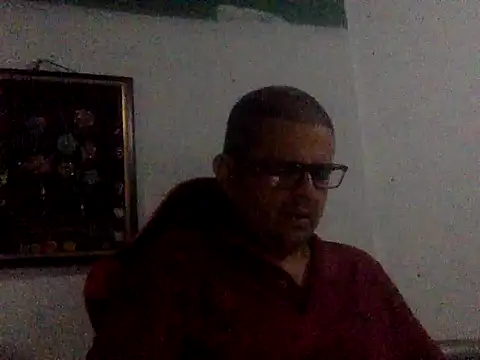 Snapshot of Katracho6969 chatting on May 8, 2026, 12:58 am Katracho6969 online show from May 8, 2026, 12:58 am