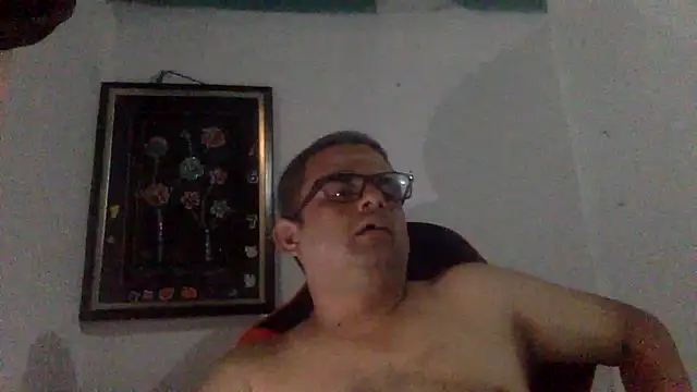 Snapshot of Katracho6969 chatting on May 30, 2026, 12:50 am Katracho6969 online show from May 30, 2026, 12:50 am