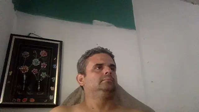 Snapshot of Katracho6969 chatting on April 18, 2026, 7:18 pm Katracho6969 online show from April 18, 2026, 7:18 pm