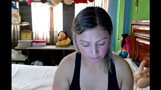  Charlize theron  online show from May 30, 2026, 5:51 pm