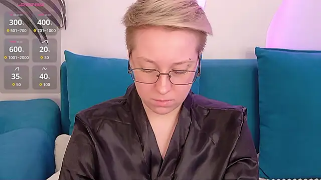 Snapshot of AlexandraGreen chatting on February 2, 2026, 9:14 pm AlexandraGreen online show from February 2, 2026, 9:14 pm