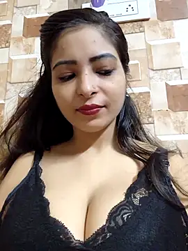 Snapshot of QUEEN-ADITI chatting on September 13, 2025, 1:00 pm QUEEN-ADITI online show from September 13, 2025, 1:00 pm