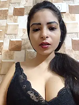 Snapshot of QUEEN-ADITI chatting on September 23, 2025, 2:24 pm QUEEN-ADITI online show from September 23, 2025, 2:24 pm