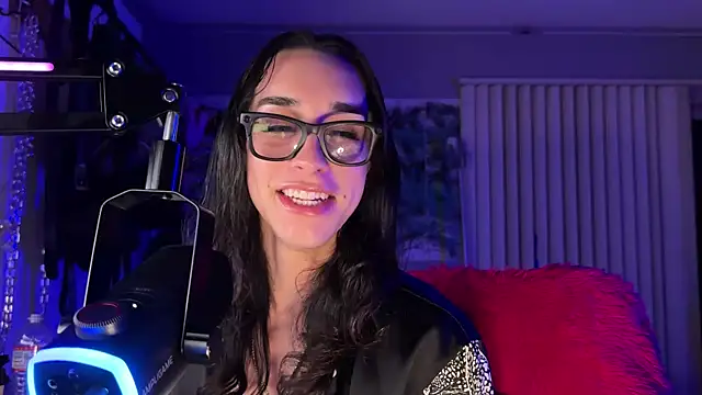 xoFrankie online show from April 9, 2026, 6:19 am