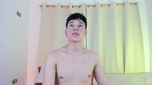 Snapshot of mrhot_night chatting on October 10, 2025, 11:16 pm mrhot night online show from October 10, 2025, 11:16 pm