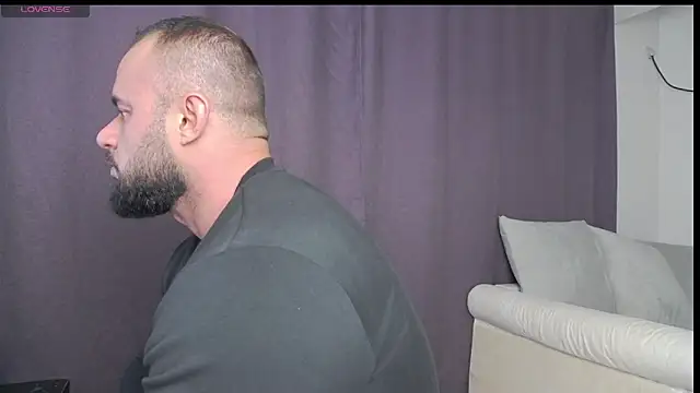 Snapshot of RickyMiami1 chatting on October 13, 2025, 6:53 pm RickyMiami1 online show from October 13, 2025, 6:53 pm