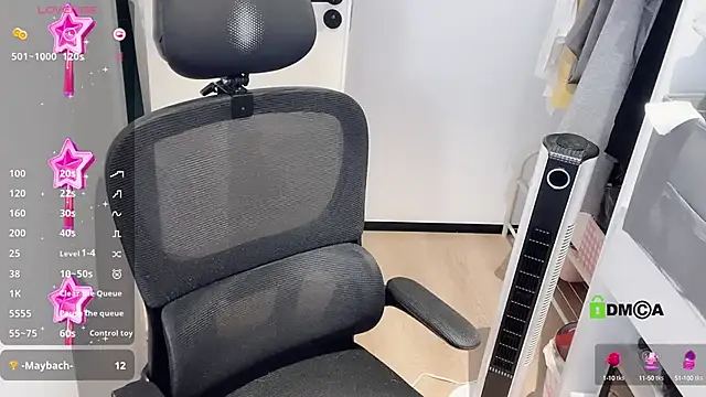 Zora 888 online show from September 17, 2025, 2:52 pm