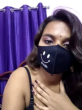 Snapshot of cutie_pei002 chatting on December 17, 2025, 5:40 pm cutie pei002 online show from December 17, 2025, 5:40 pm