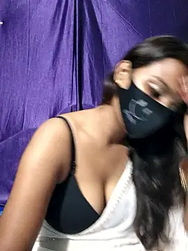 Snapshot of cutie_pei002 chatting on November 6, 2025, 3:27 pm cutie pei002 online show from November 6, 2025, 3:27 pm