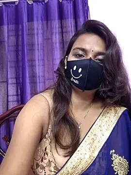 Snapshot of cutie_pei002 chatting on December 17, 2025, 4:50 am cutie pei002 online show from December 17, 2025, 4:50 am