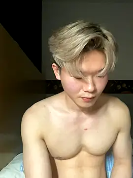 zachlee 69 online show from November 11, 2025, 6:47 pm