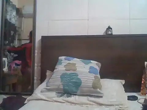 Snapshot of meenu_bhabhi547 chatting on November 13, 2025, 4:55 pm meenu bhabhi547 online show from November 13, 2025, 4:55 pm