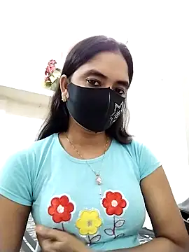 Puja-Rane online show from November 3, 2025, 4:10 pm