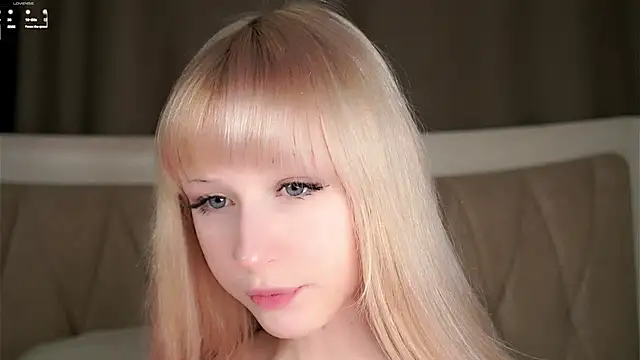 MarciDarugar online show from October 5, 2025, 3:14 pm