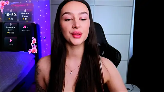 Snapshot of Veronica_Larsson chatting on February 17, 2026, 11:40 am Veronica Larsson online show from February 17, 2026, 11:40 am