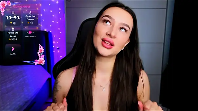 Snapshot of Veronica_Larsson chatting on February 16, 2026, 9:19 am Veronica Larsson online show from February 16, 2026, 9:19 am