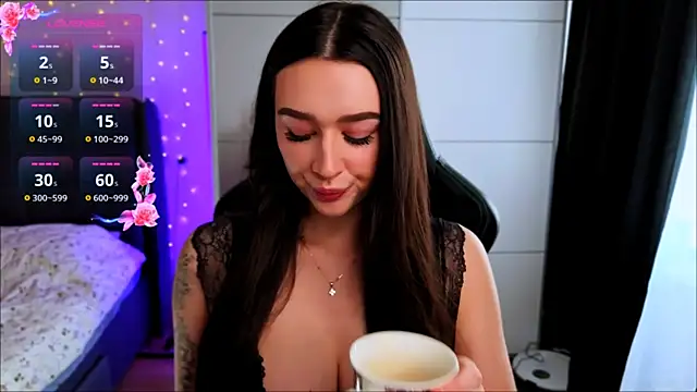 Snapshot of Veronica_Larsson chatting on February 5, 2026, 9:27 am Veronica Larsson online show from February 5, 2026, 9:27 am