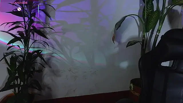 Snapshot of bri_von_dhara__ chatting on April 12, 2026, 10:46 pm bri von dhara online show from April 12, 2026, 10:46 pm