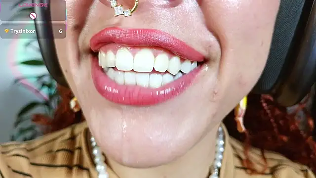 Snapshot of bri_von_dhara__ chatting on April 4, 2026, 1:23 am bri von dhara online show from April 4, 2026, 1:23 am