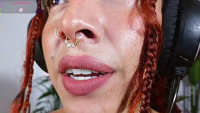 Snapshot of bri_von_dhara__ chatting on April 9, 2026, 5:30 pm bri von dhara online show from April 9, 2026, 5:30 pm