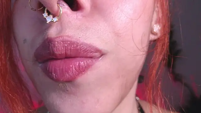 Snapshot of bri_von_dhara__ chatting on April 16, 2026, 12:33 am bri von dhara online show from April 16, 2026, 12:33 am