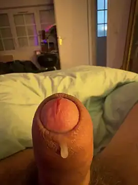 Snapshot of ejaculationmassive chatting on January 18, 2026, 7:45 am ejaculationmassive online show from January 18, 2026, 7:45 am