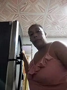 Naomi-Mature online show from September 18, 2025, 10:29 am