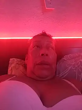 Snapshot of Naomi-Mature chatting on May 28, 2026, 6:21 am Naomi-Mature online show from May 28, 2026, 6:21 am