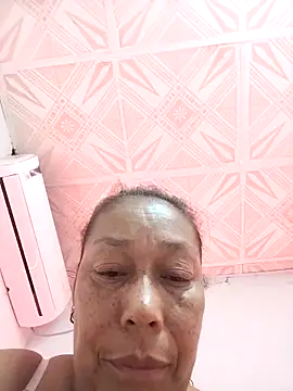 Naomi-Mature online show from February 11, 2026, 8:25 am