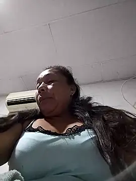 Naomi-Mature online show from April 12, 2026, 3:21 am