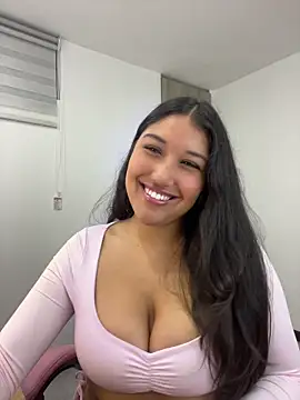 SharaRous online show from May 12, 2026, 1:02 am