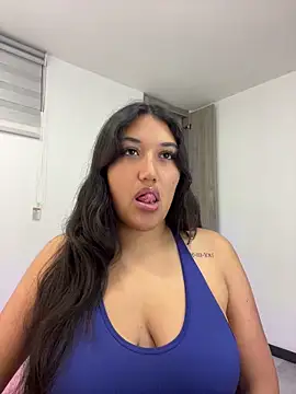 SharaRous online show from May 10, 2026, 9:38 pm