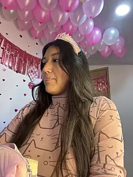 SharaRous online show from February 24, 2026, 12:33 am