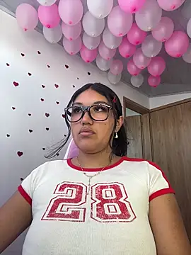 SharaRous online show from March 21, 2026, 9:08 pm