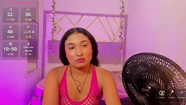 BellaSky4 online show from December 15, 2025, 2:17 am