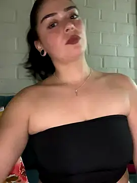 cami lorena online show from October 23, 2025, 2:10 am