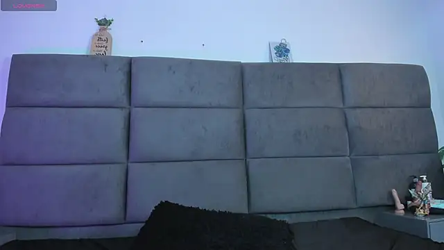 kittyy milk 001 online show from December 16, 2025, 4:55 pm