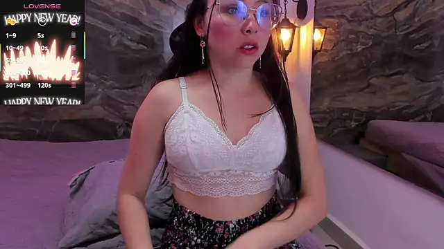 Sweetniitee online show from October 11, 2025, 8:10 pm