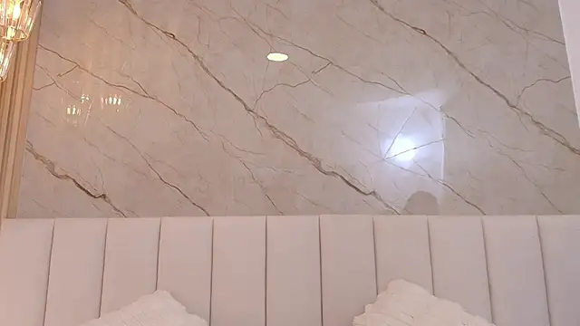 GraceMontgomery online show from November 20, 2025, 1:12 pm